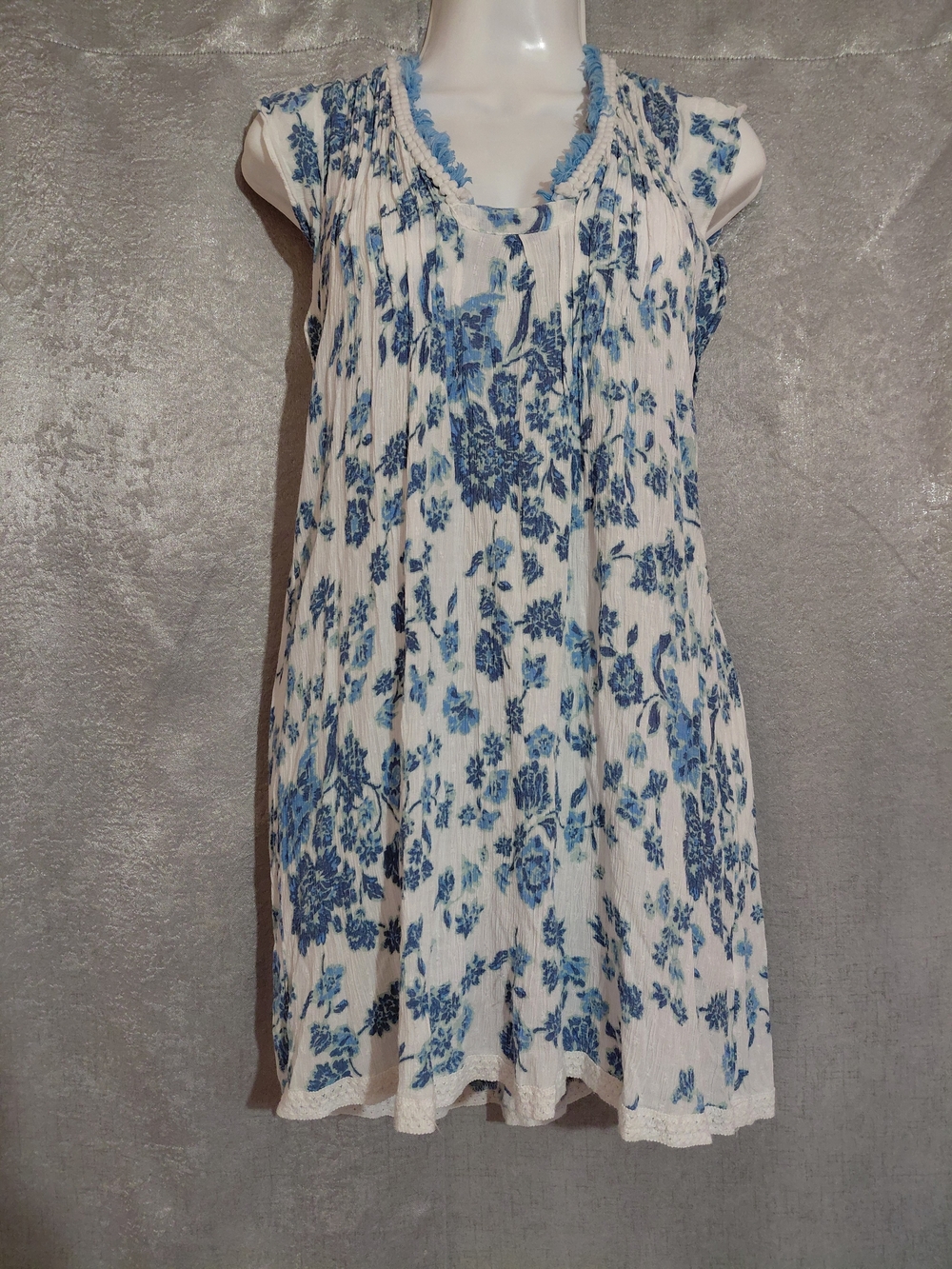 Cynthia Rowley White and Blue Floral Gauze Crinkle Shift Tunic Fringe Lace SZ M